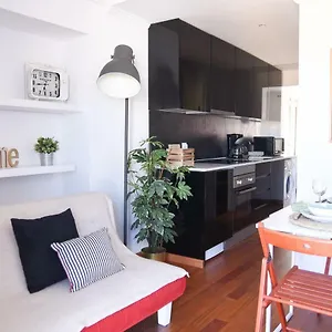 cosy-luxury-apartment-lisbon-center.hotels-lisbon-portugal.com/
